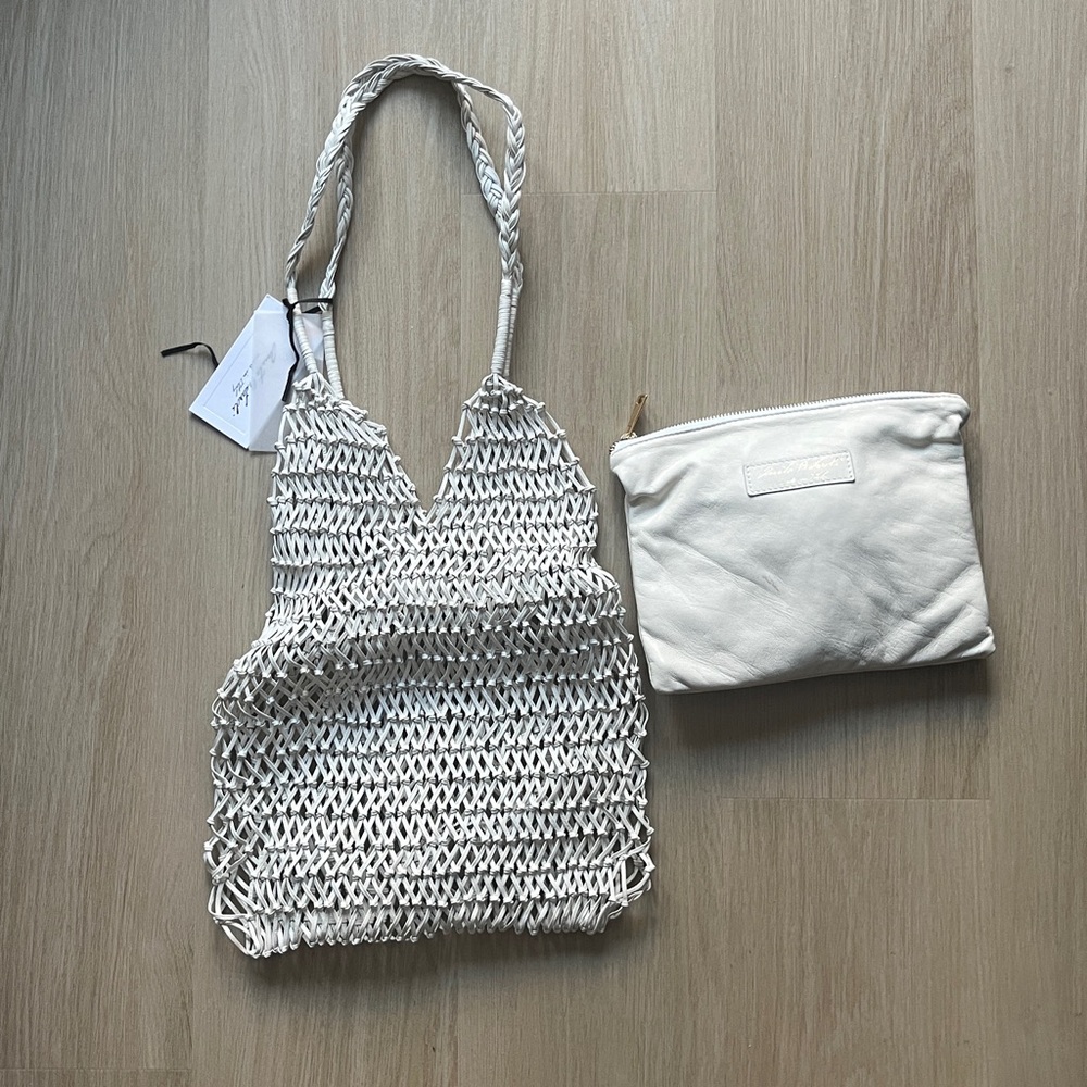 Authentic Anita Bilardi genuine leather netted tote bag w/ leather makeup pouch